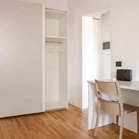 Cattedralflats -comfort, Stile E Vista Sulla Cattedrale בארי